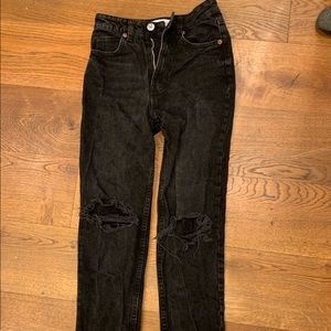 Black Zara boyfriend jeans